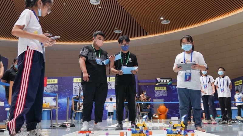 数据中台、数据仓库与关系型数据库：三者的关系与选择